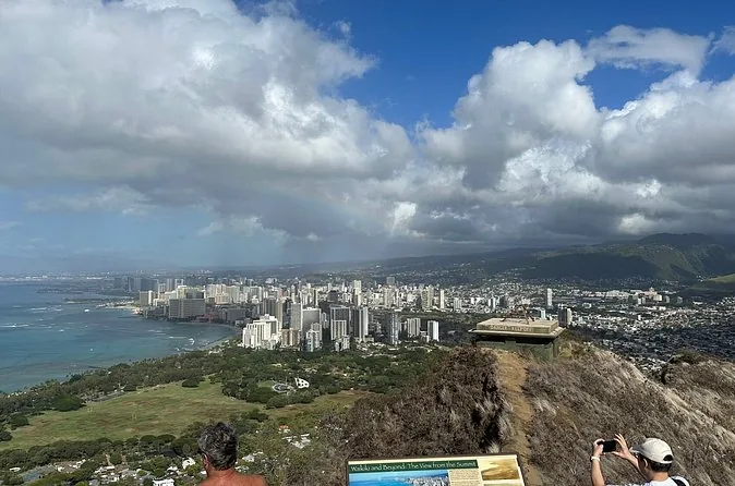 Diamond Head Bike to Hike with Local Lunch