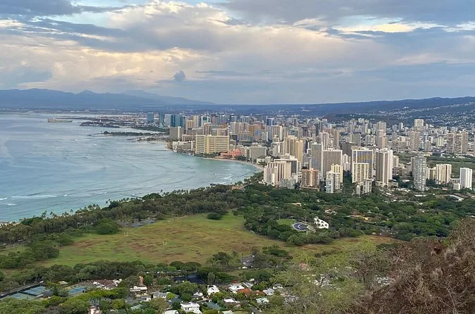 Diamond Head Early Hike with Entry Reservation